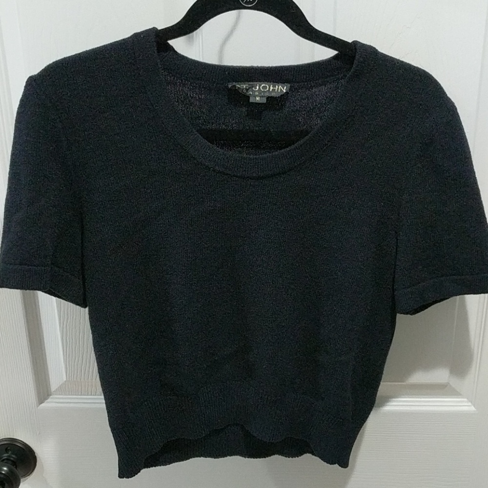 St. John's Basics Black Short Sleeve Crop Top